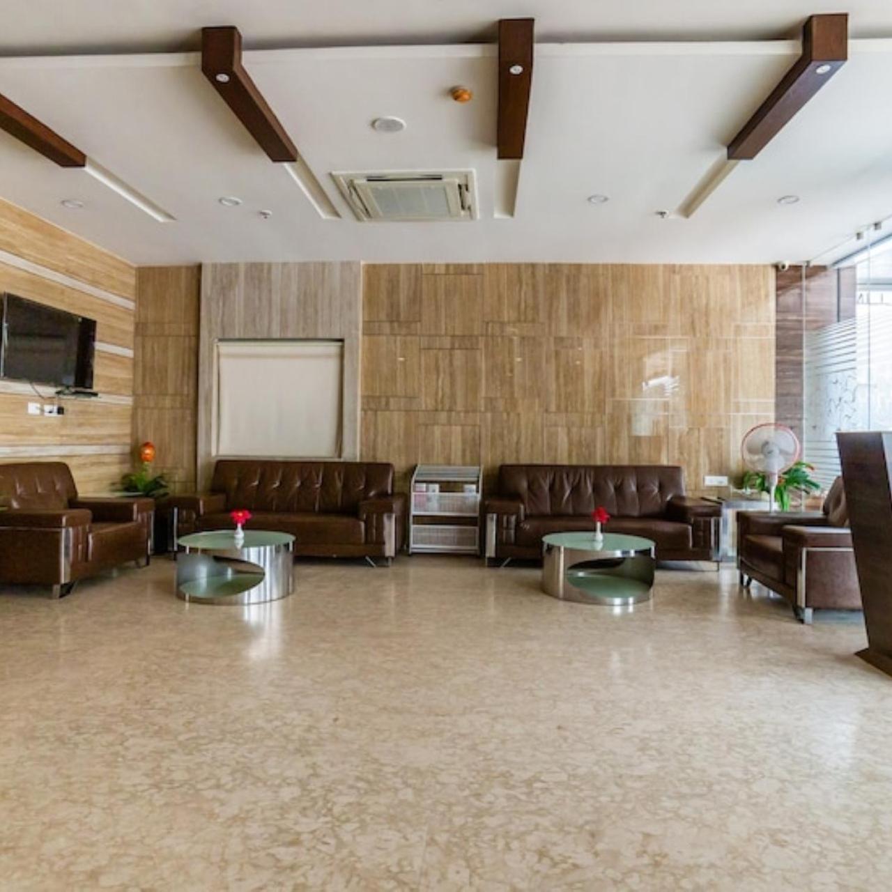 Hotel Svm Grand Medipally 하이데라바드 외부 사진